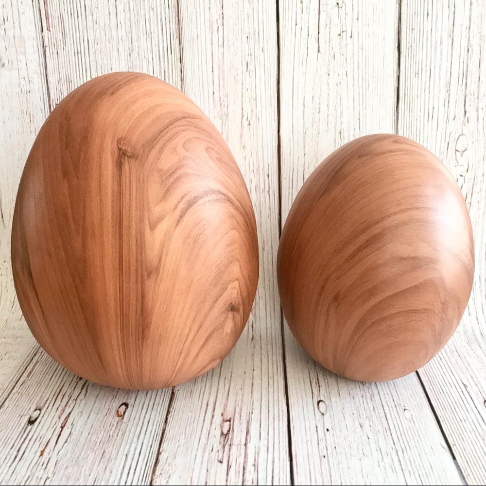 SMALL Resin Egg Shaped Sculpture